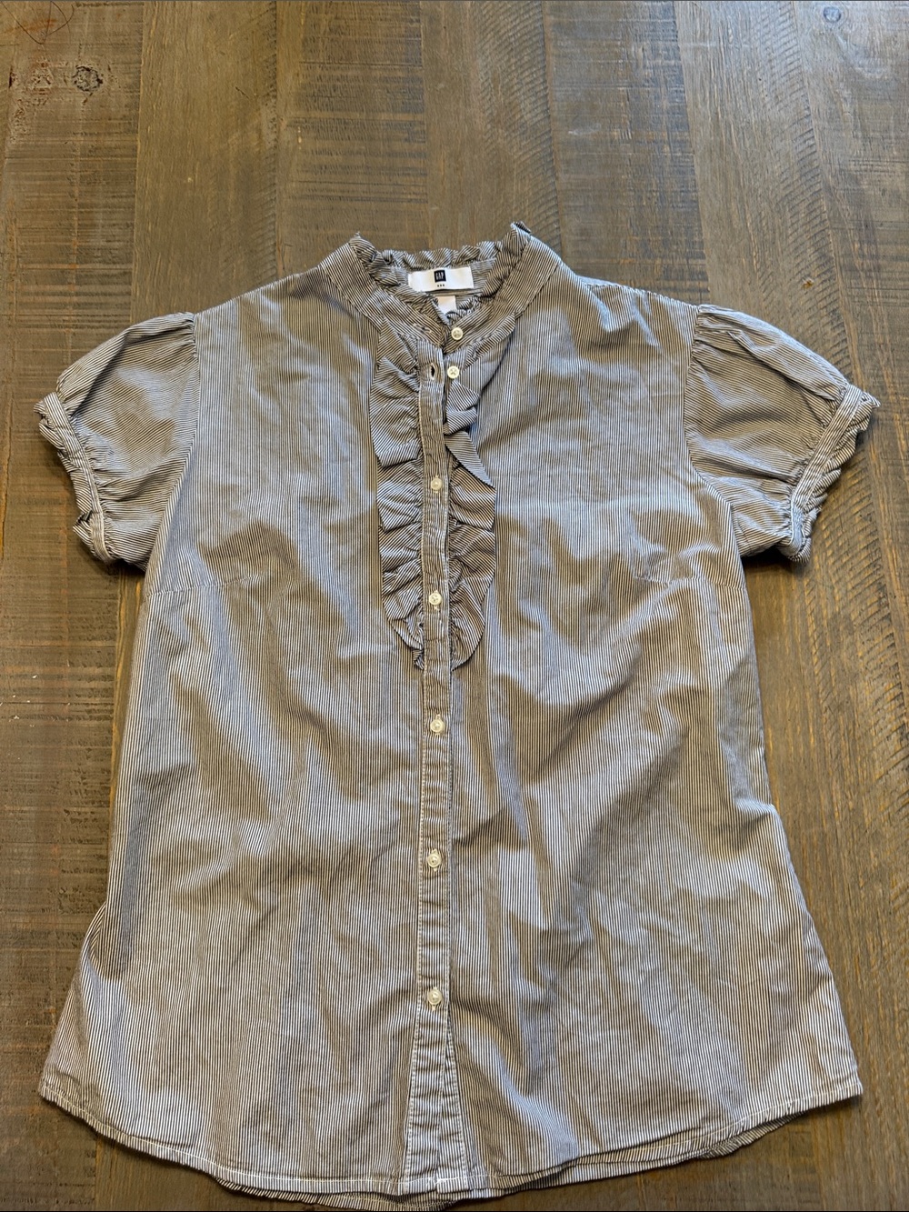 GAP Gray Ruffle Front Button-Down Shirt